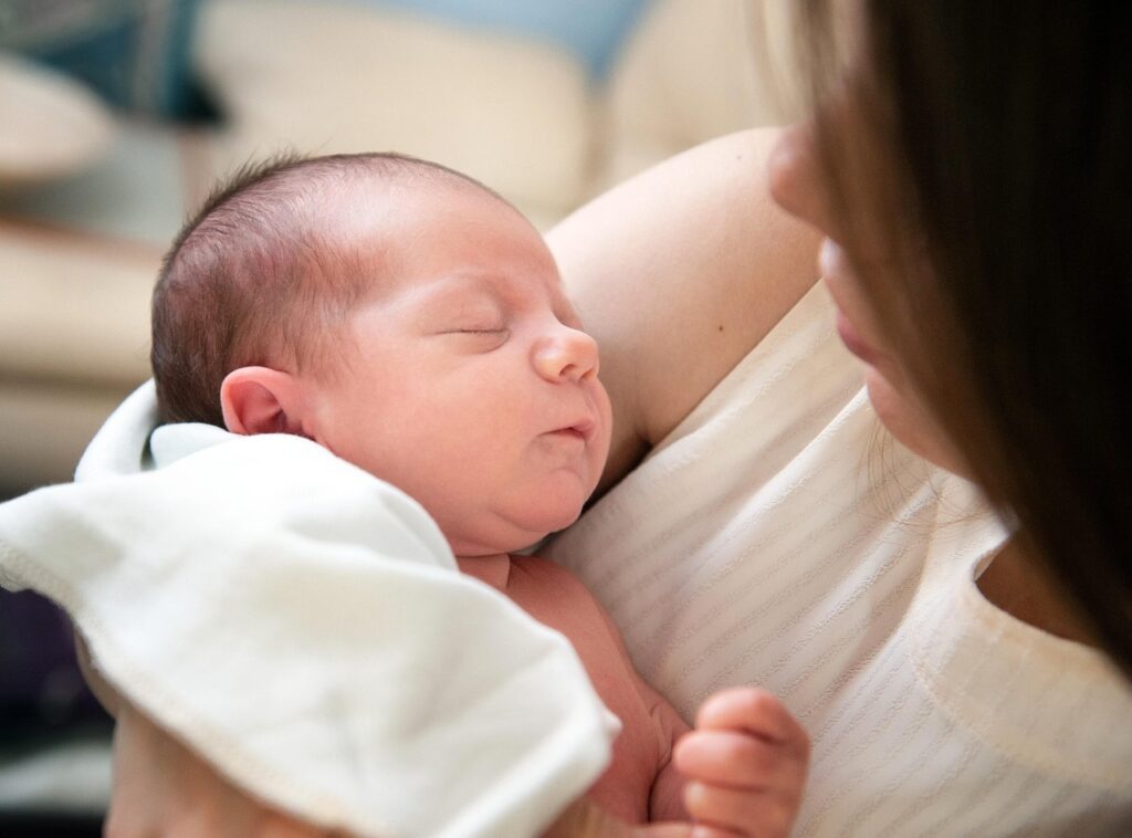 シングルファザーが高所得でも抱える子育て不安とは？