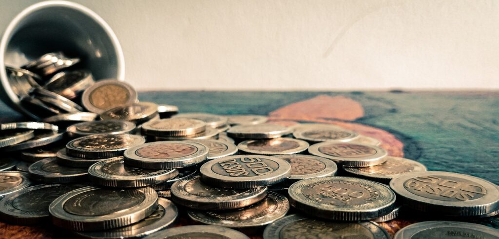 高所得のひとり親が進学資金について相談できる先はどこ？