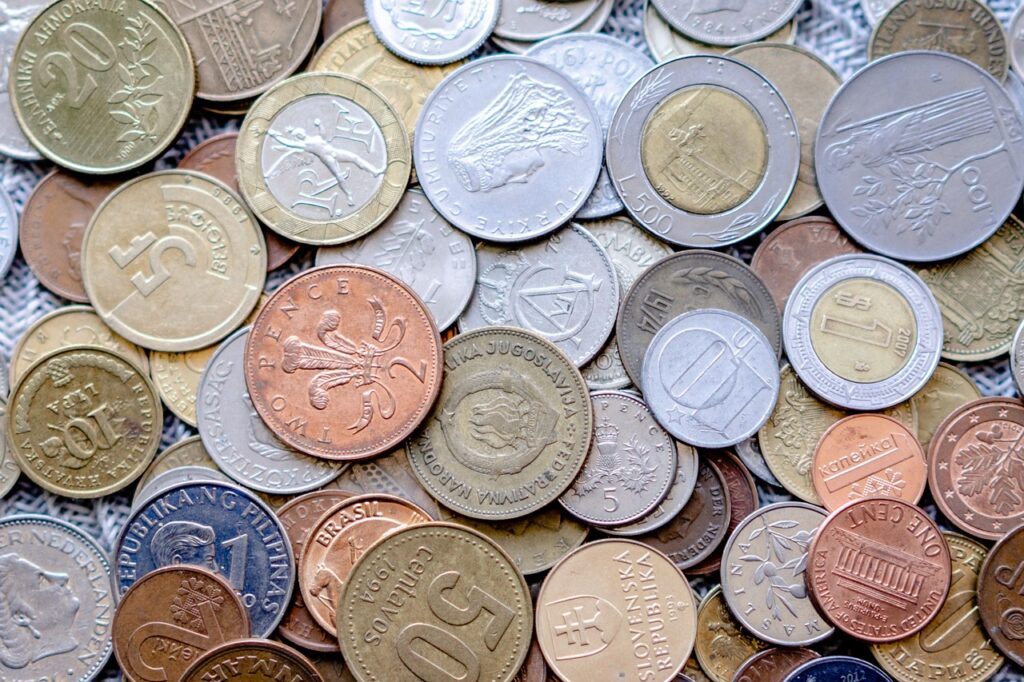 ひとり親が直面するお金の苦しい状況を乗り越える方法は？