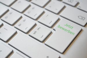シングルファザーが仕事を見つからない時の対処法は？